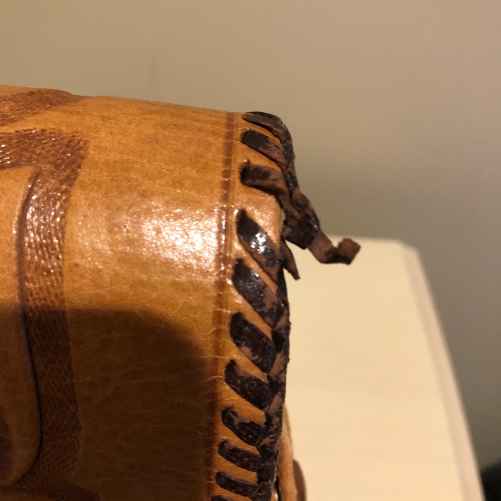 Vintage tooled leather bag - Picture 7 of 8